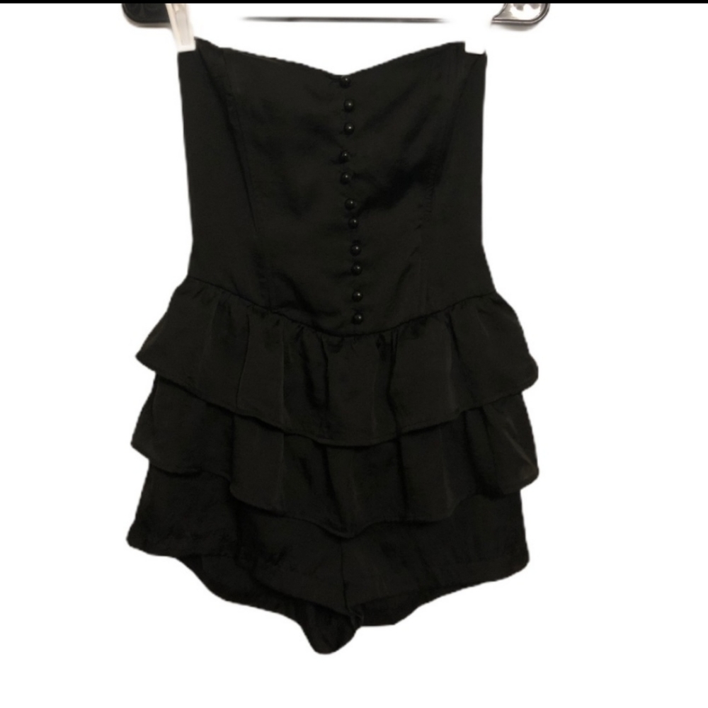 ☀️ Forever 21 Black Strapless Romper